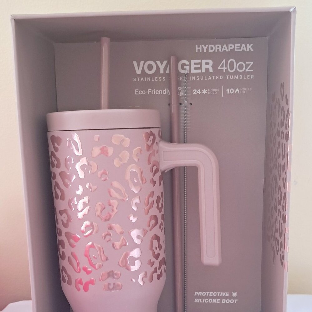 Hydrapeak Artisan Collection  Pink Jaguar Stainless Steel. BNWT/BOX